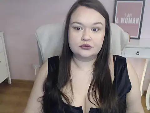 HollyDanceSoul online show from 02/04/26, 05:24