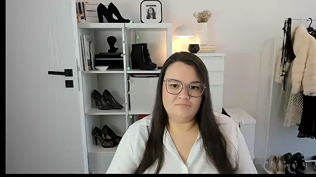 HollyDanceSoul online show from 02/28/26, 08:14