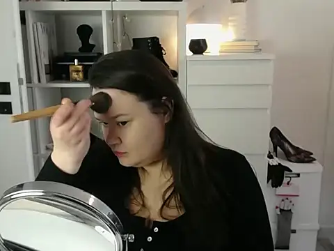 HollyDanceSoul online show from 03/11/26, 07:24