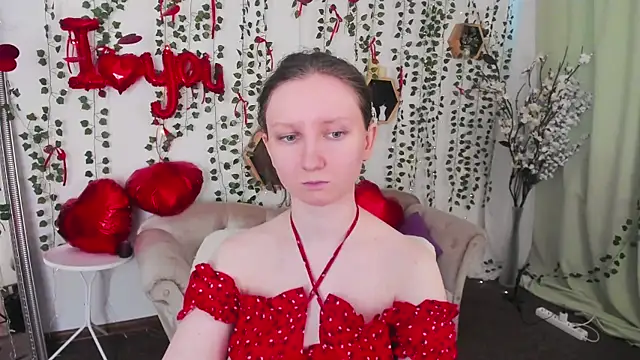 Snapshot of SunshineBlaze chatting on 02/12/26, 01:33 SunshineBlaze online show from 02/12/26, 01:33