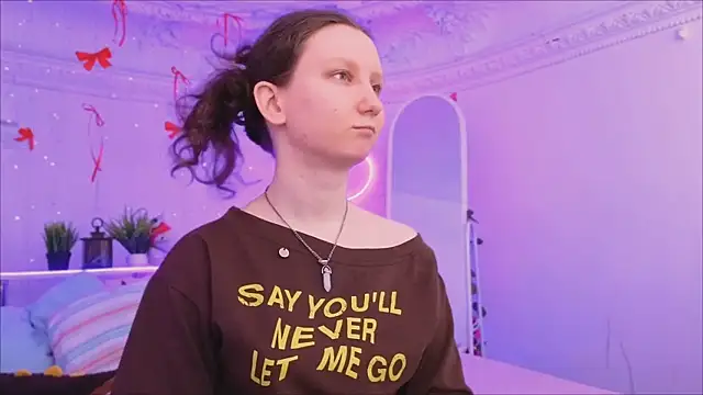 Snapshot of SunshineBlaze chatting on 02/27/26, 01:22 SunshineBlaze online show from 02/27/26, 01:22