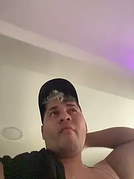 uncontrolled fire online show from 03/27/26, 07:04