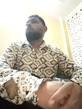 Pulkeet1433 online show from 01/16/26, 04:33