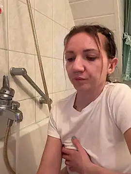 Snapshot of Marina_und_Jayden chatting on 02/12/26, 10:09 Marina und Jayden online show from 02/12/26, 10:09