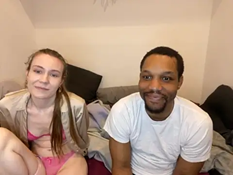 Snapshot of midnight_ballerina_ chatting on 04/23/26, 10:11 midnight ballerina online show from 04/23/26, 10:11