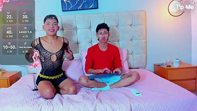 twink royale18 online show from 01/12/26, 05:53