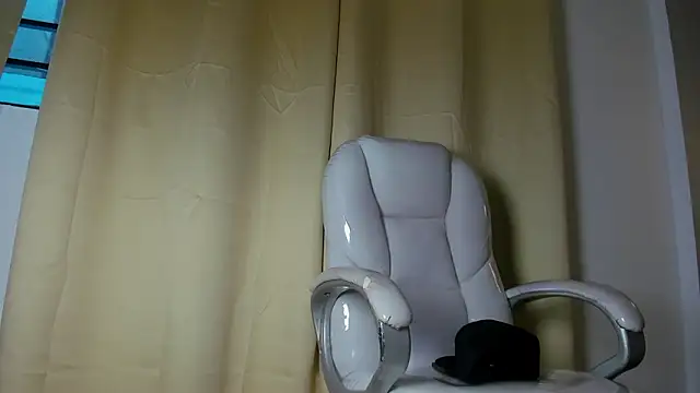 twink royale18 online show from 02/26/26, 04:29