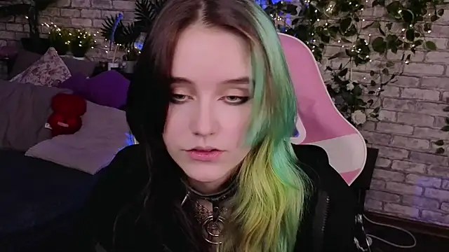 Snapshot of RubyMyst chatting on 02/28/26, 09:14 RubyMyst online show from 02/28/26, 09:14