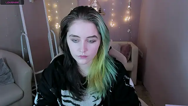 Snapshot of RubyMyst chatting on 02/26/26, 09:04 RubyMyst online show from 02/26/26, 09:04