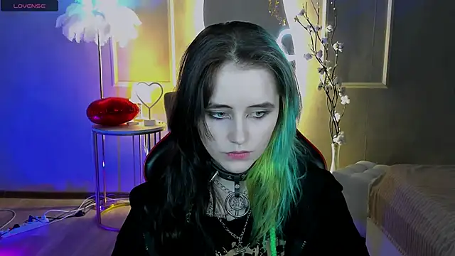 Snapshot of RubyMyst chatting on 02/17/26, 08:39 RubyMyst online show from 02/17/26, 08:39