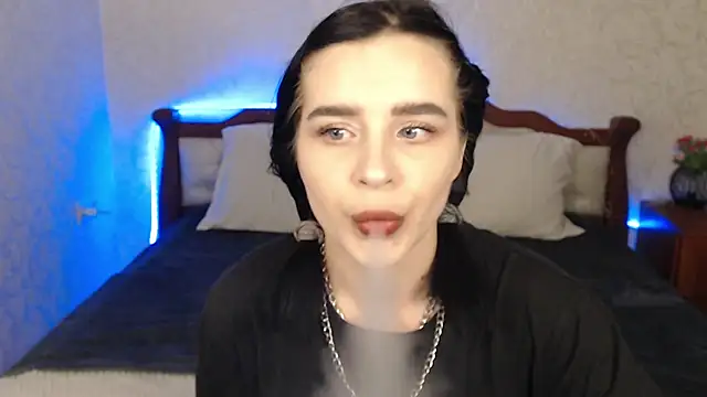ShyyMariaa online show from 01/15/26, 12:03