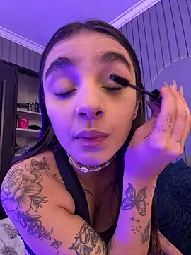 Abriil cutee online show from 06/07/26, 04:56