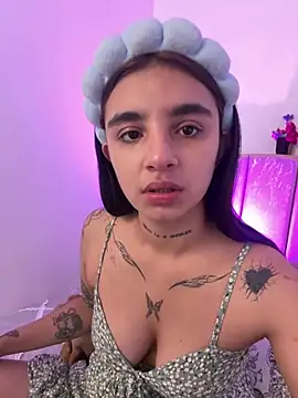 Abriil cutee online show from 06/25/26, 12:21