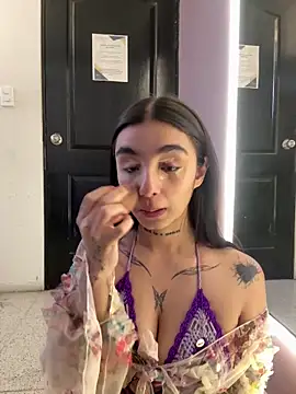 Abriil cutee online show from 05/08/26, 02:54