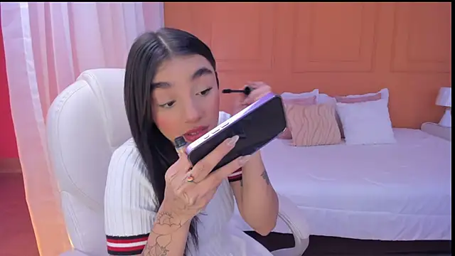 Abriil cutee online show from 06/12/26, 01:53