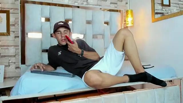 Lian Brown online show from 01/18/26, 08:45