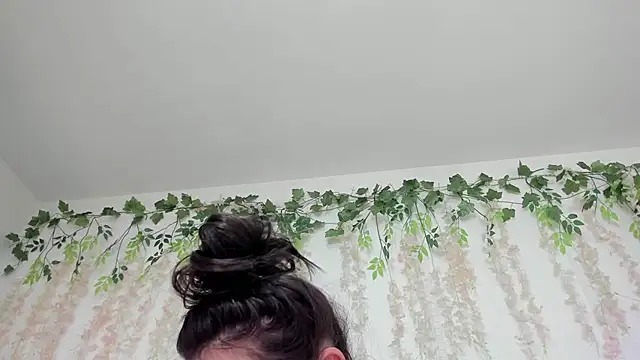 lizz lunna online show from 03/26/26, 08:40