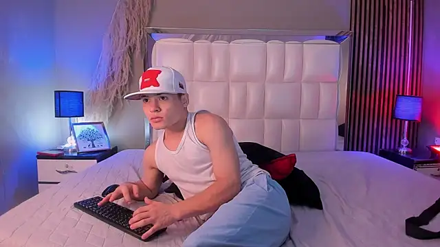 Roger And Ramona online show from 03/24/26, 12:49