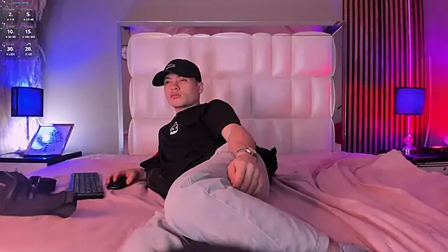 Roger And Ramona online show from 03/14/26, 12:22