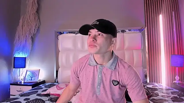 Roger And Ramona online show from 03/01/26, 12:16