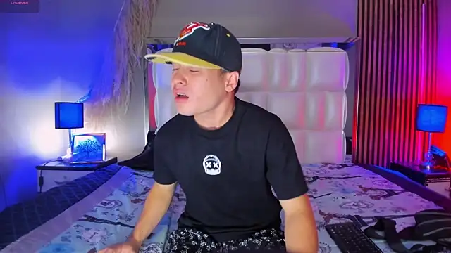 Roger And Ramona online show from 03/27/26, 12:39