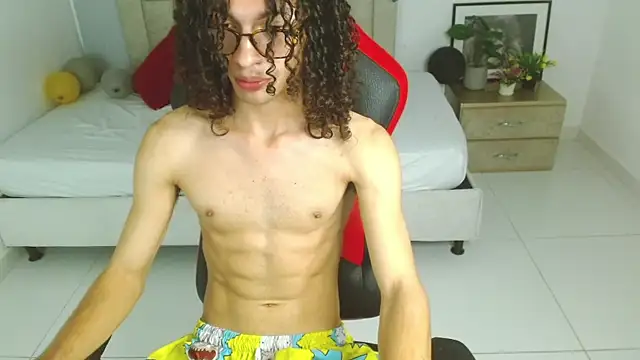 Axel fox77 online show from 01/12/26, 11:53