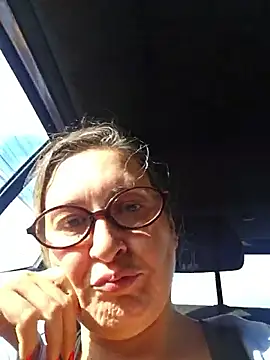 bellafortune69 online show from 05/28/26, 05:41