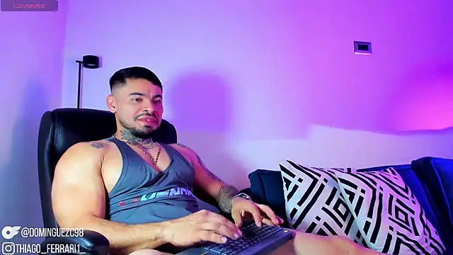 thiago ferrari  online show from 04/25/26, 01:08