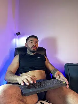 thiago ferrari  online show from 03/23/26, 01:17