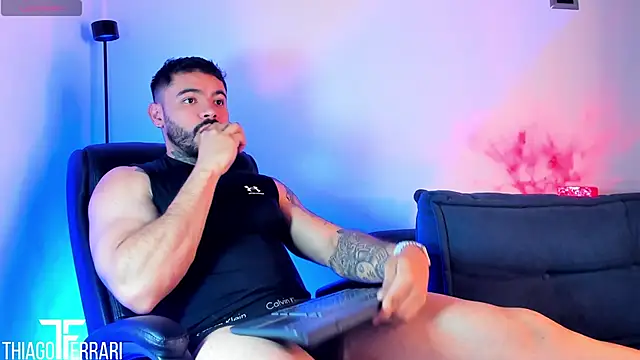 thiago ferrari  online show from 04/12/26, 09:18