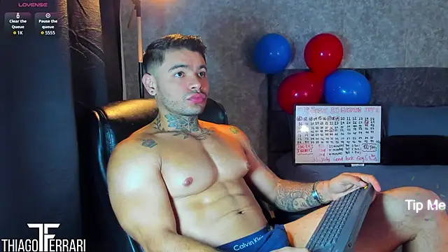 Snapshot of thiago_ferrari_ chatting on 07/05/26, 04:25 thiago ferrari online show from 07/05/26, 04:25