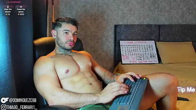 Snapshot of thiago_ferrari_ chatting on 07/16/26, 01:46 thiago ferrari online show from 07/16/26, 01:46