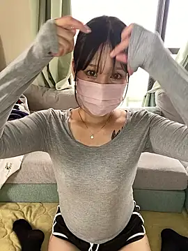 Snapshot of _sakusaku_panda chatting on 05/15/26, 12:30 sakusaku panda online show from 05/15/26, 12:30