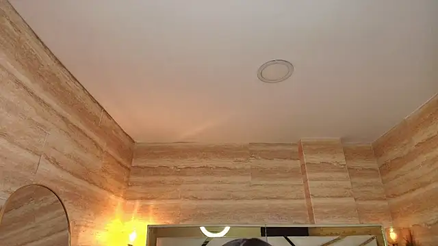 katalina r  online show from 03/28/26, 03:18