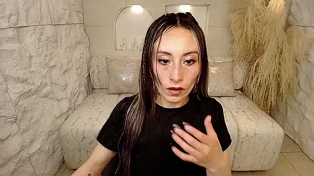 katalina r  online show from 01/17/26, 02:59