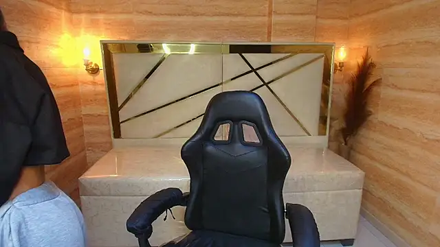 katalina r  online show from 02/15/26, 12:48