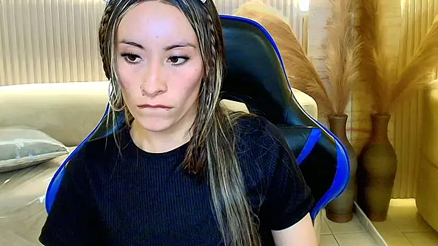 katalina r  online show from 02/08/26, 03:21