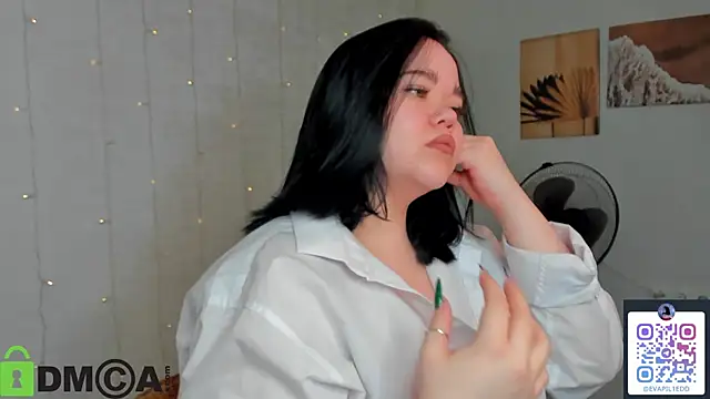 EvaCarrt online show from 01/12/26, 01:12