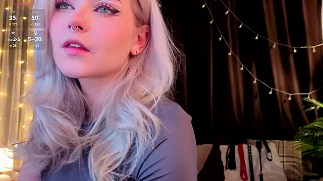 ShyniAlice online show from 05/27/26, 03:47