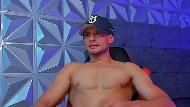 Snapshot of Adonys_Lewis_ chatting on 07/17/26, 07:38 Adonys Lewis online show from 07/17/26, 07:38