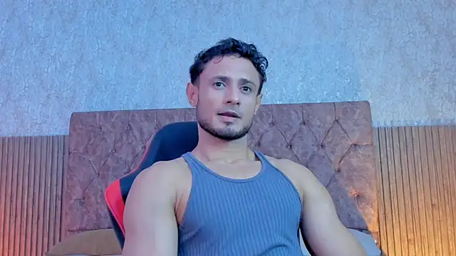 Snapshot of Adonys_Lewis_ chatting on 01/14/26, 05:44 Adonys Lewis online show from 01/14/26, 05:44