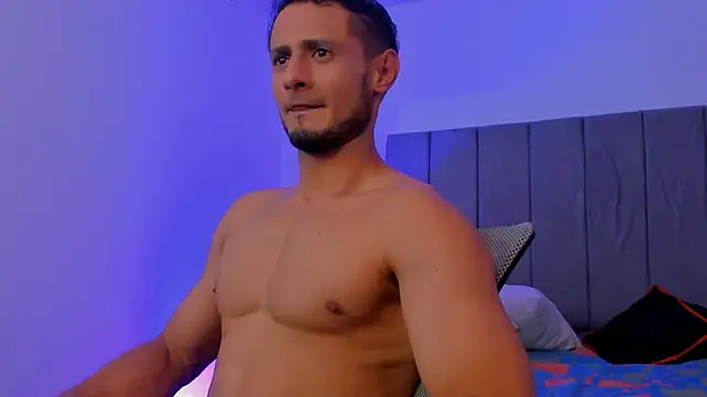 Adonys Lewis  online show from 03/10/26, 06:50