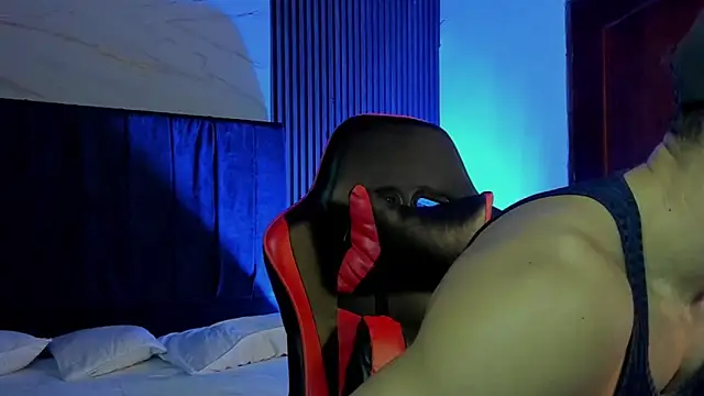 Snapshot of Adonys_Lewis_ chatting on 01/13/26, 08:29 Adonys Lewis online show from 01/13/26, 08:29