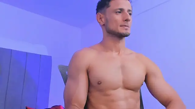Adonys Lewis  online show from 05/22/26, 04:54