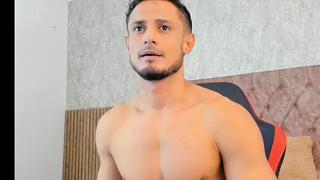 Adonys Lewis  online show from 02/04/26, 08:09