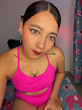 Carita traviesa4 online show from 04/15/26, 02:39