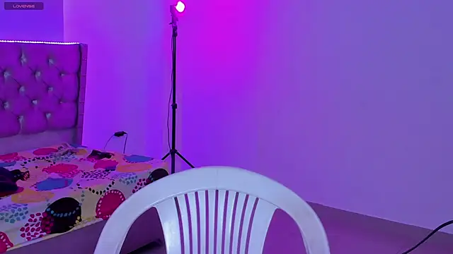 kitty violet11 online show from 02/15/26, 09:25