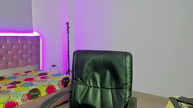 kitty violet11 online show from 03/31/26, 10:34