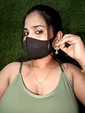 Snapshot of Nithyatamil chatting on 02/08/26, 04:15 Nithyatamil online show from 02/08/26, 04:15