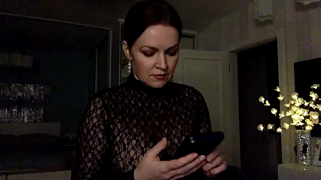 Ivoryne online show from 03/03/26, 10:06